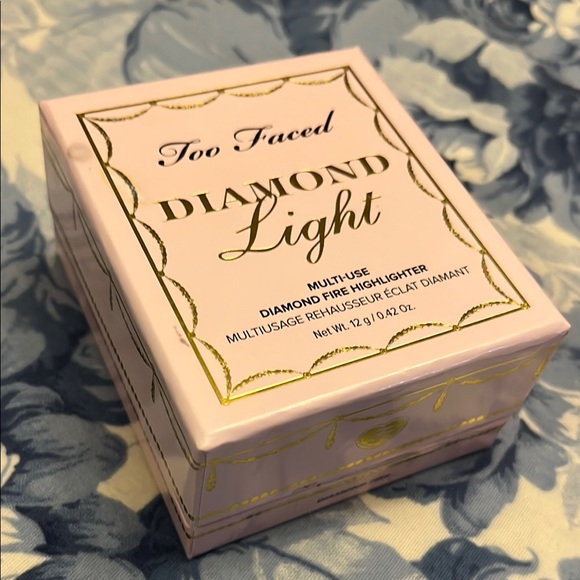 Too Faced Diamond Fire Highlighters - Picture 8 of 8